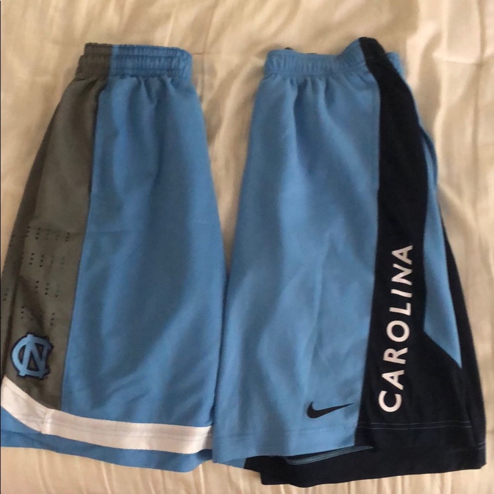 Set of 2 Mens UNC Elite shorts